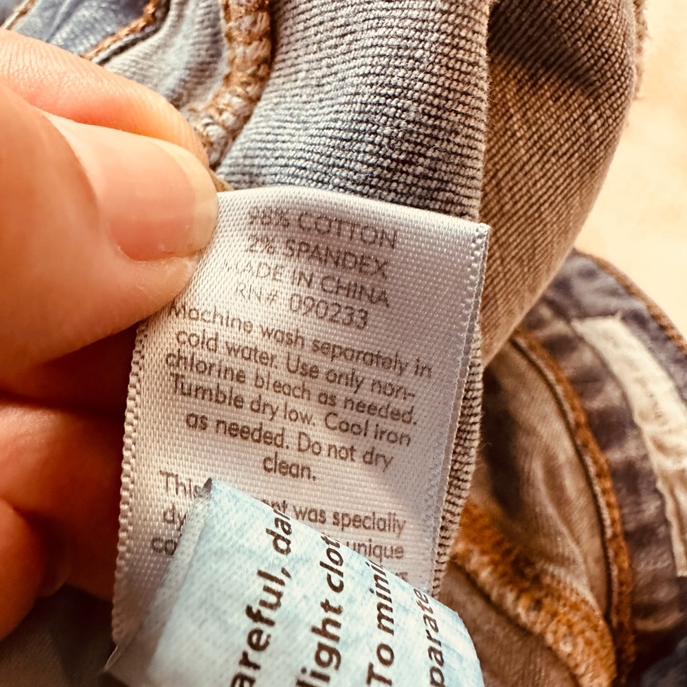 PACSUN LOS ANGELES - Picture 6 of 7